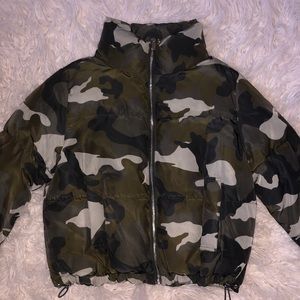 Camouflage bubble jacket